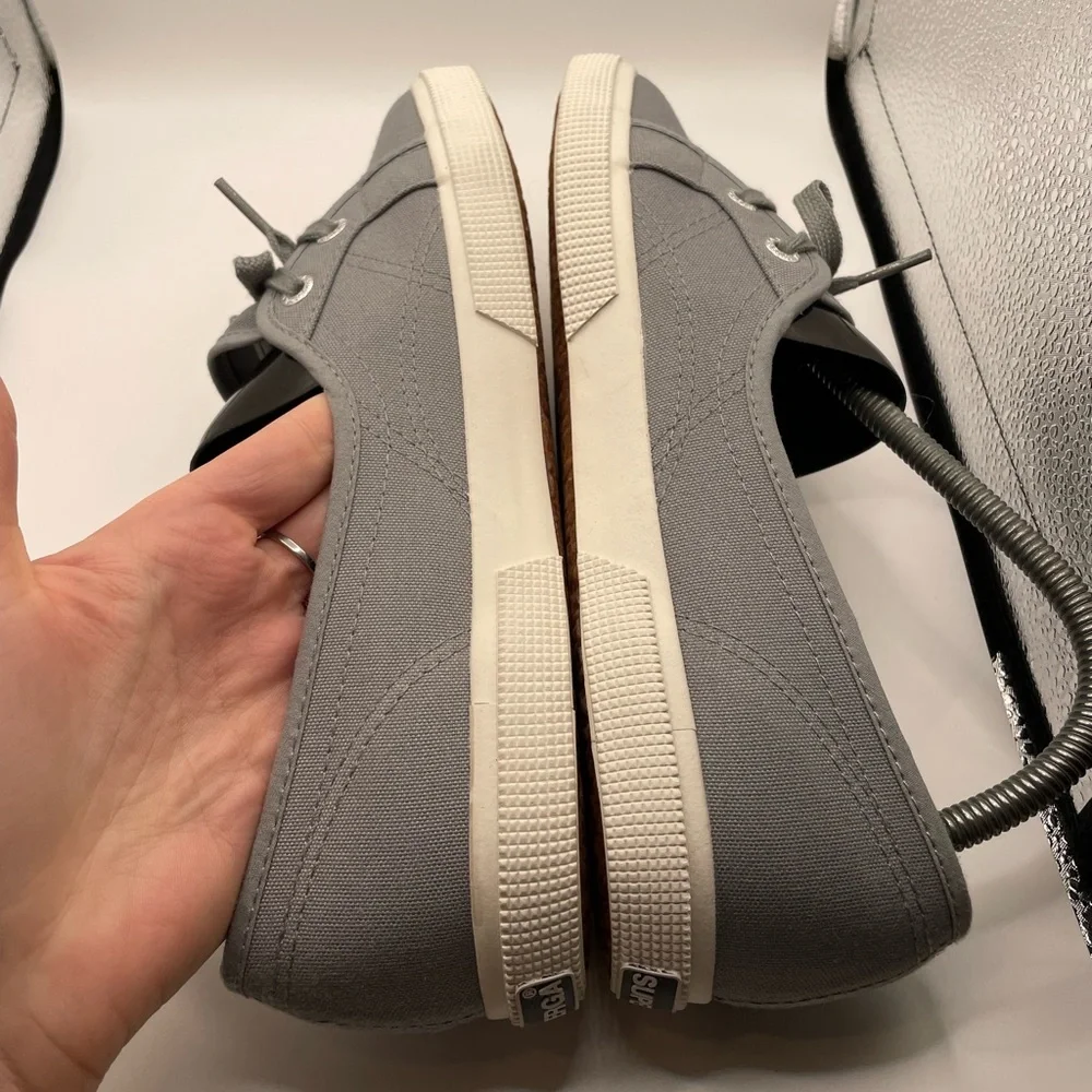 Superga Classic Gray Lace-Up Sneakers women’s size 8.5